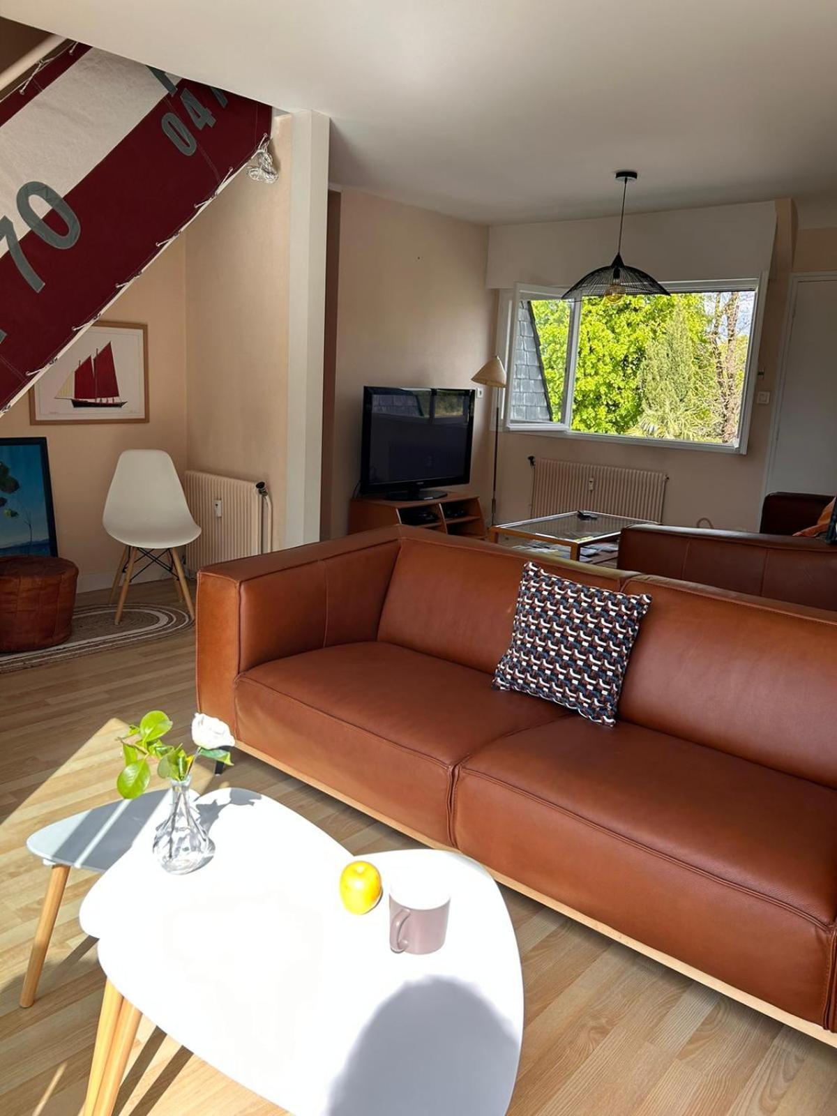 Laroche Grand Duplex Dans Le Centre Historique Avec Garage Apartment Ван Екстериор снимка