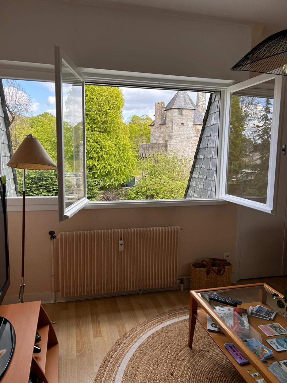 Laroche Grand Duplex Dans Le Centre Historique Avec Garage Apartment Ван Екстериор снимка